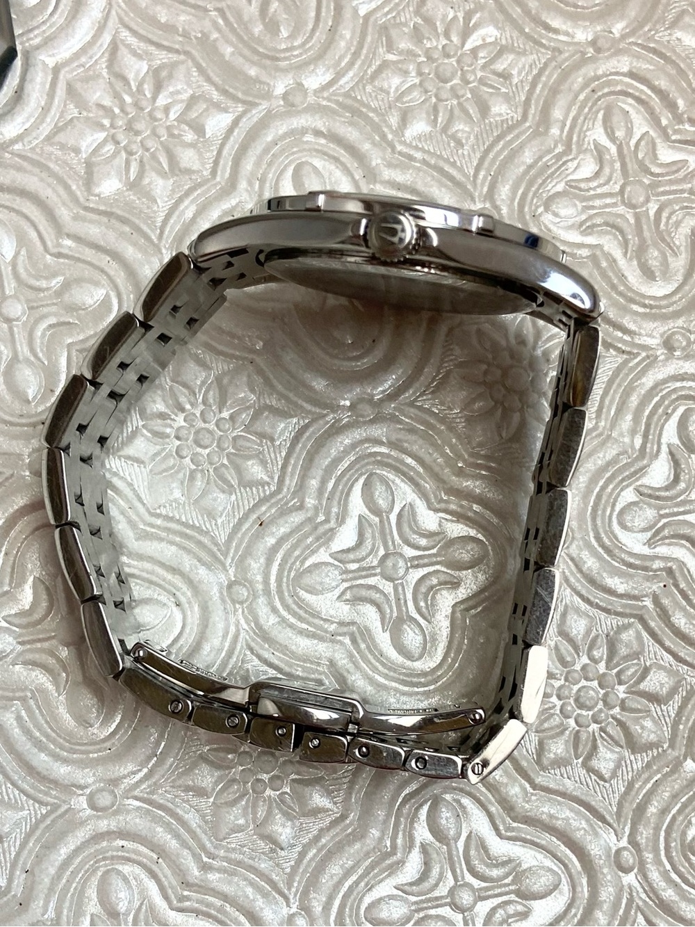 Bulova Diamond Accented Bezel & Dial Blue Mother of Pearl Dial Stainless Watch - Picture 12 of 16